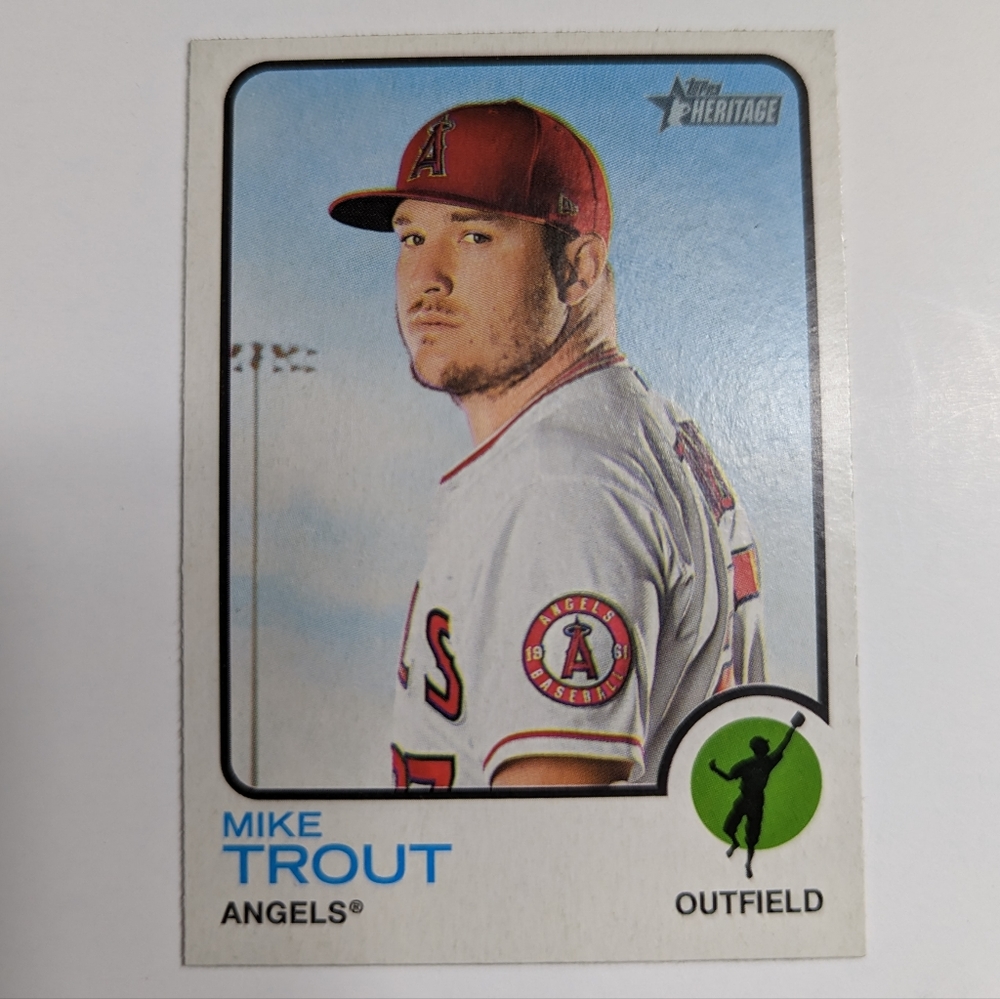 Mike Trout - 2022 Topps Heritage baseball card